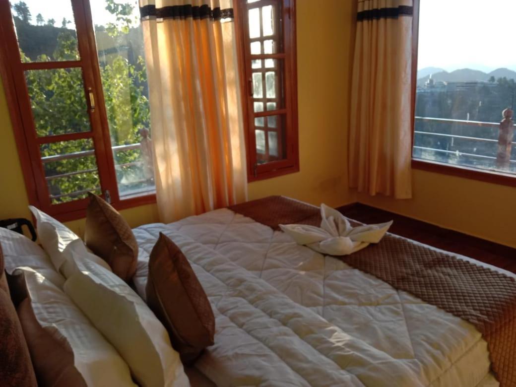Floret Sojourn Hotel Shimla Buitenkant foto