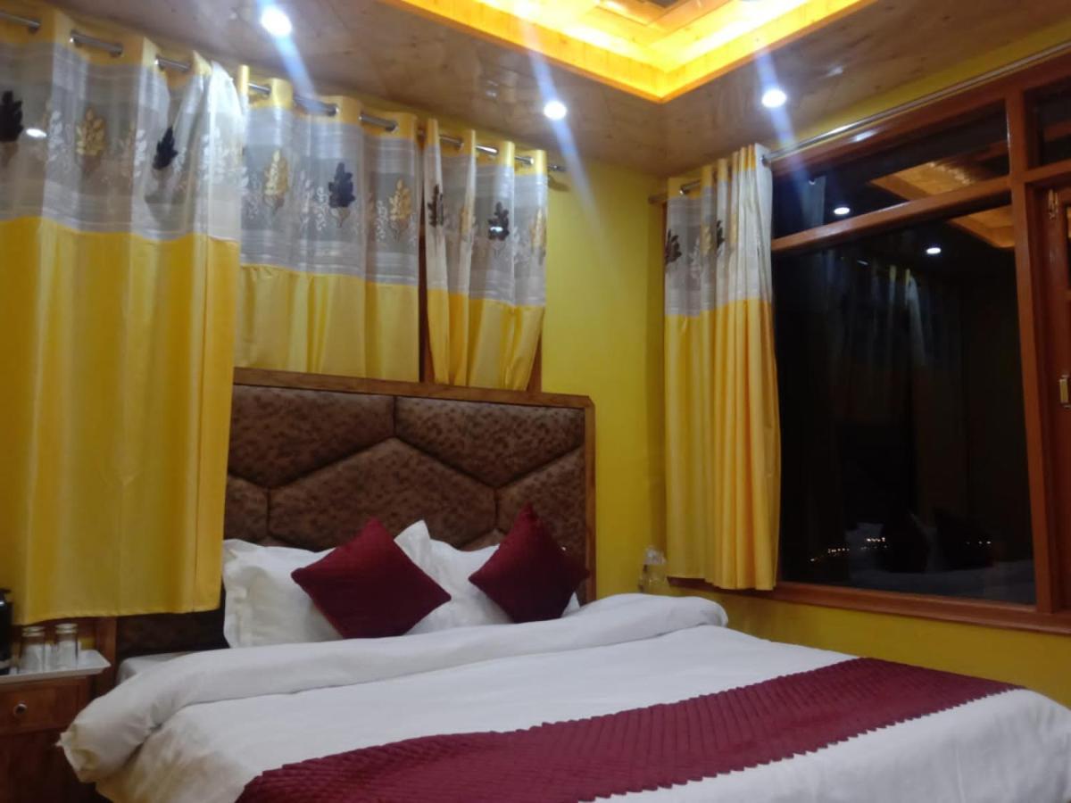 Floret Sojourn Hotel Shimla Buitenkant foto