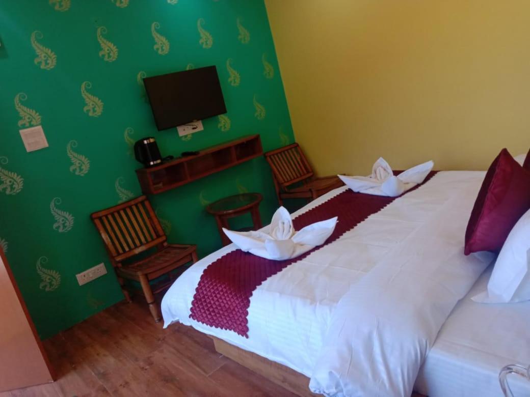 Floret Sojourn Hotel Shimla Buitenkant foto