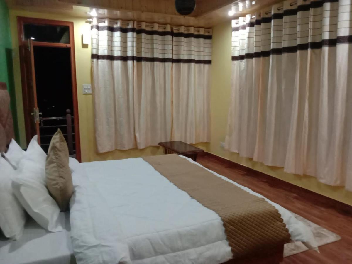 Floret Sojourn Hotel Shimla Buitenkant foto